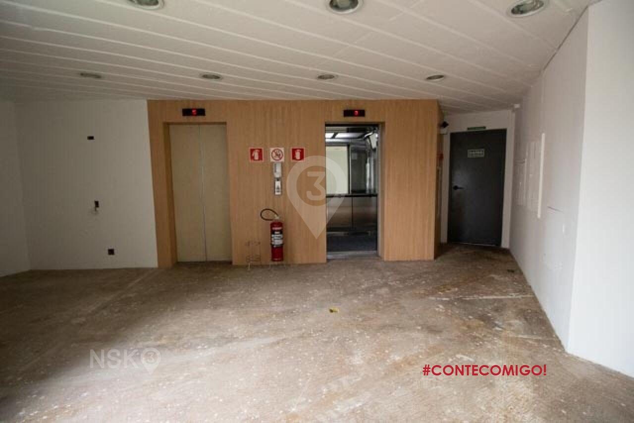 Loja com 5 Salas e 5 vagas para Locação, 328 m² por R$ 17.999,00