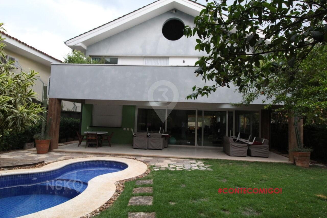 Casa com 4 Quartos e 2 vagas à Venda, 517 m² por R$ 5.950.000,00