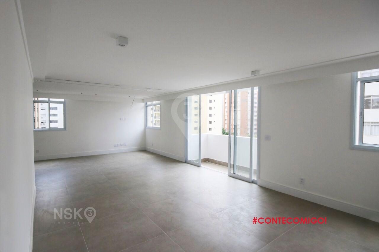 Apartamento com 3 Quartos e 2 vagas à Venda, 258 m² por R$ 3.450.000,00