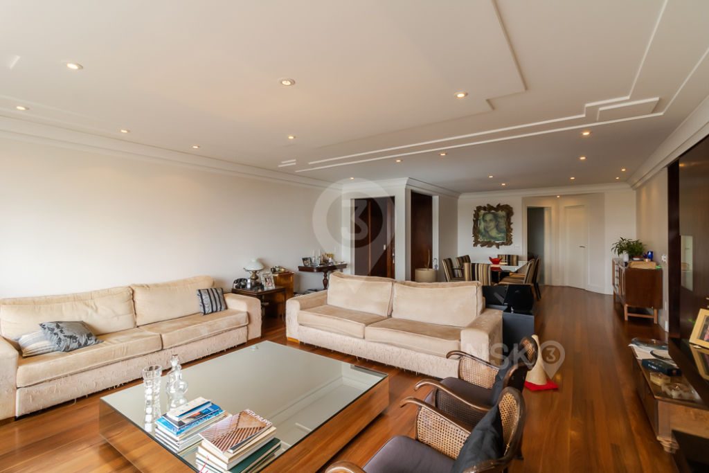 Apartamento com 4 Quartos e 2 vagas à Venda, 210 m² por R$ 3.000.000,00