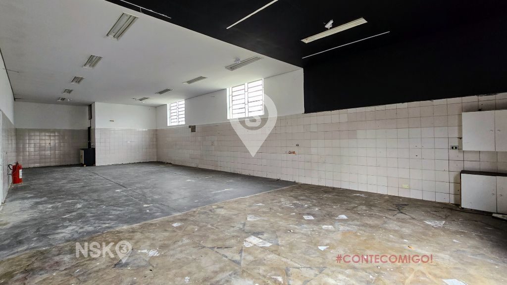 Loja com 4 Salas e 4 vagas à Venda, 230 m² por R$ 610.000,00