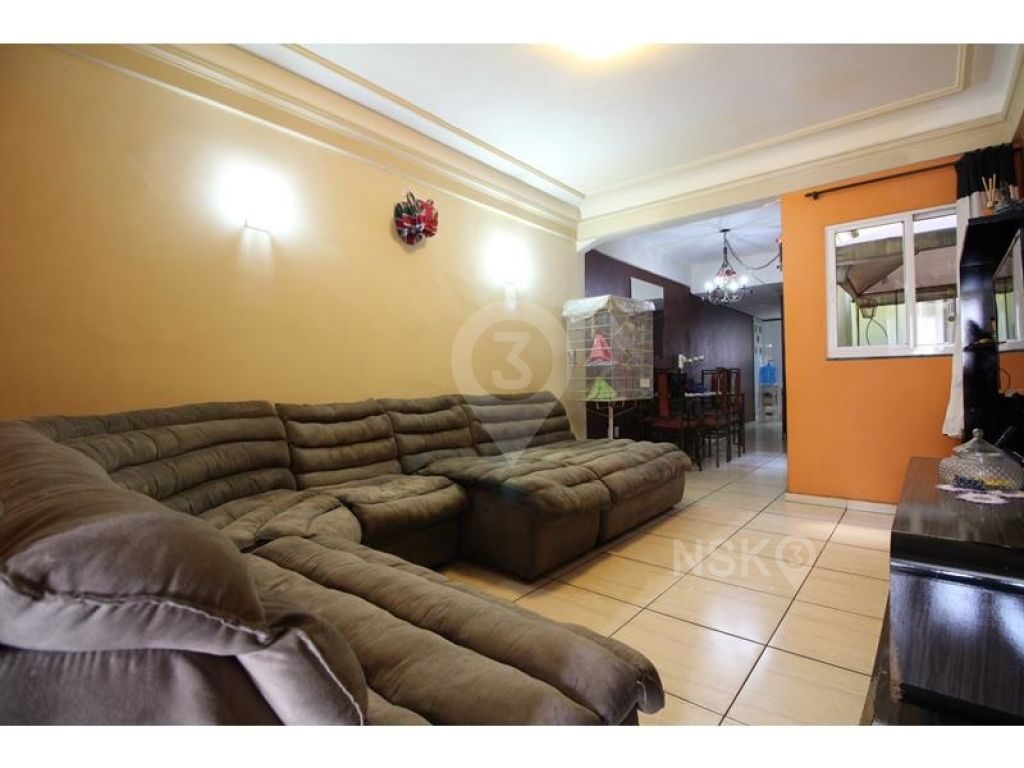 Apartamento com 3 Quartos à Venda, 160 m² por R$ 530.000,00