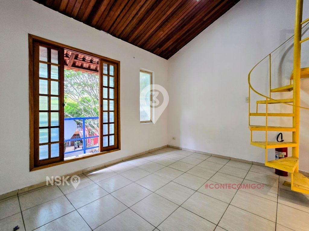Casa com 2 Quartos e 1 vaga à Venda, 81 m² por R$ 605.000,00