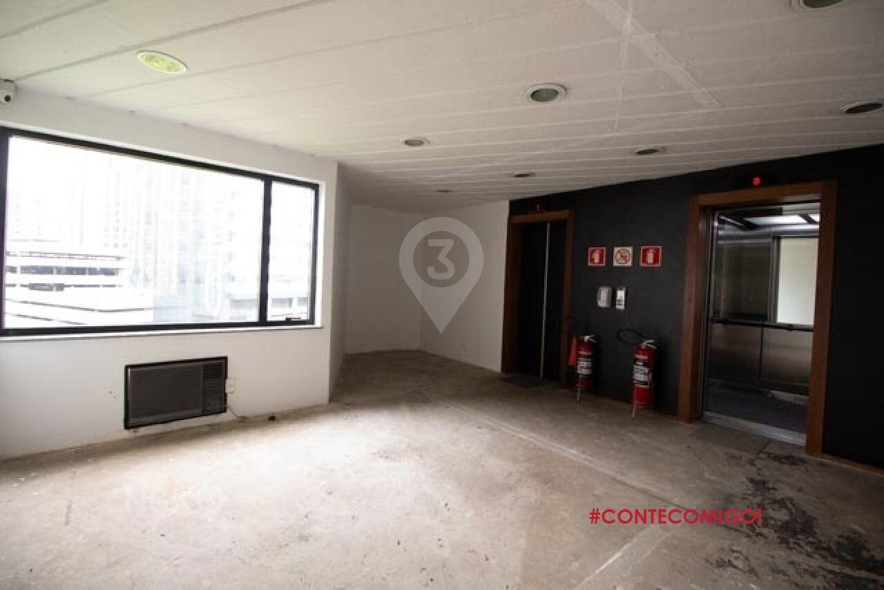 Loja com 5 Salas e 5 vagas para Locação, 328 m² por R$ 18.039,00