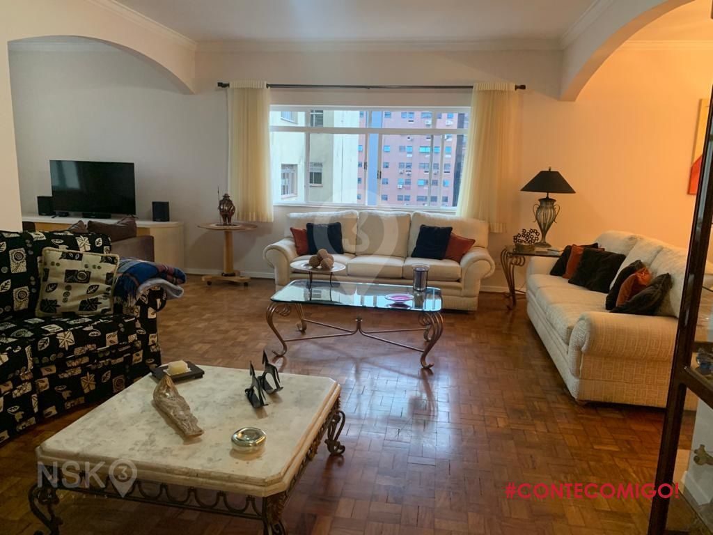 Apartamento com 3 Quartos e 2 vagas à Venda, 210 m² por R$ 1.990.000,00