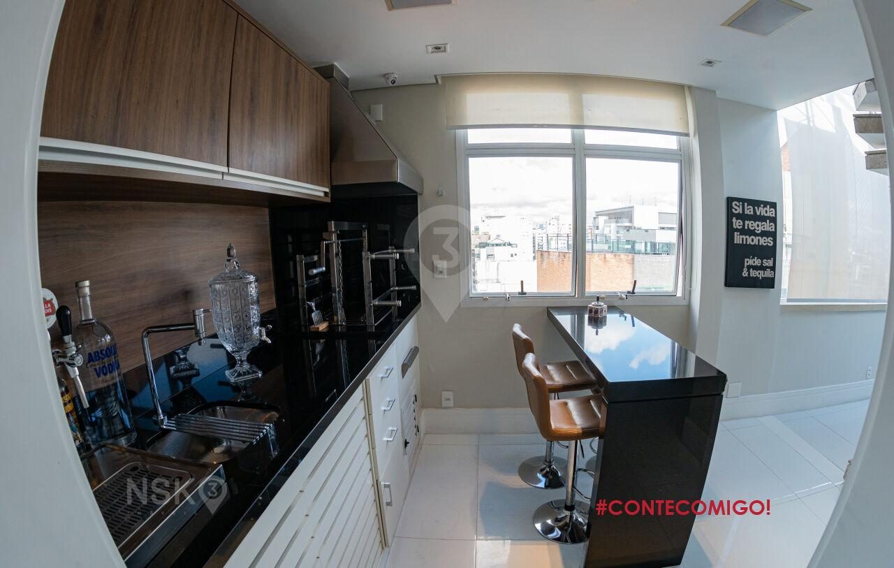 Apartamento com 4 Quartos e 3 vagas à Venda, 370 m² por R$ 5.950.000,00