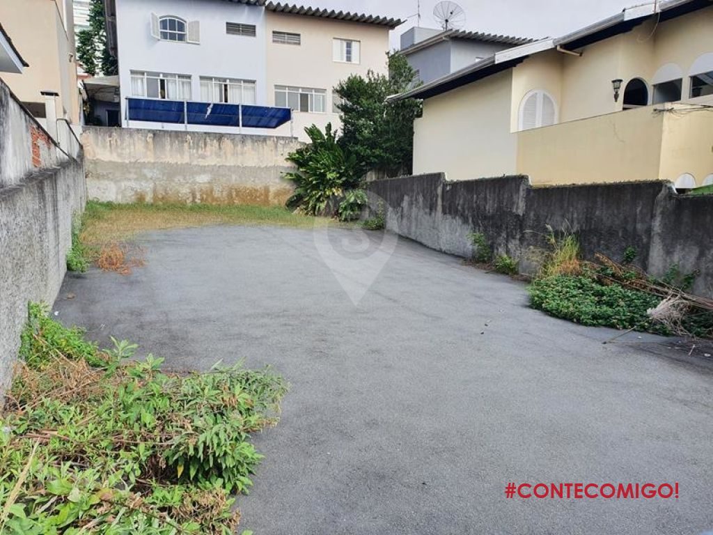 Terreno para Locação, 275 m² por R$ 2.600,00