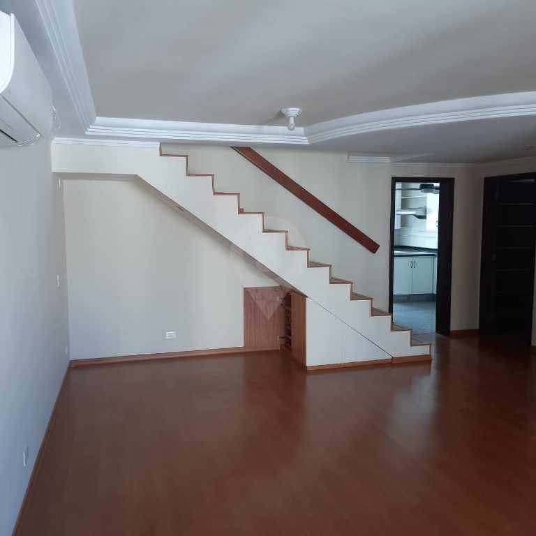 Imóvel com 4 Quartos e 3 vagas à Venda, 445 m² por R$ 2.250.000,00