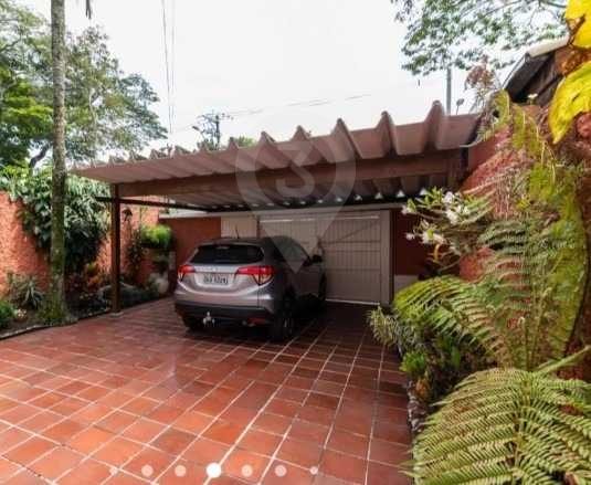 Casa para venda - Moema - 4 Dormitórios, 1 suíte, 4 vagas de garagens - 200m² - Nsk3 Imóveis - Código 42336