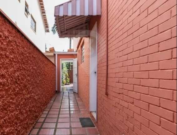 Casa para venda - Moema - 4 Dormitórios, 1 suíte, 4 vagas de garagens - 200m² - Nsk3 Imóveis - Código 42336