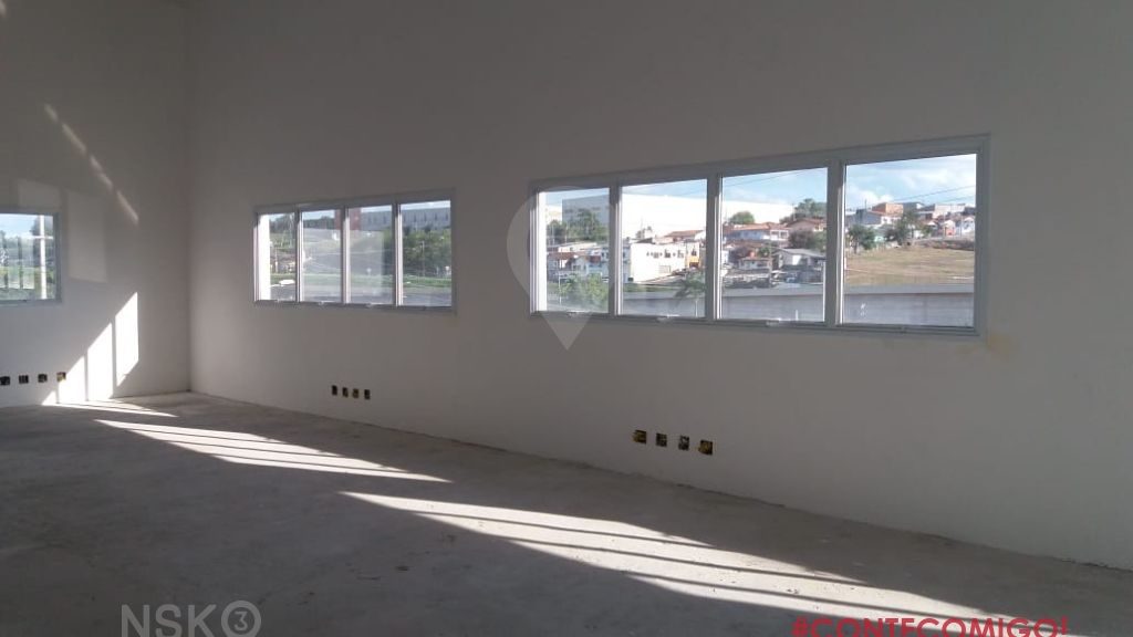 Galpão para locação - Carapicuíba - Com 1.000m² - 2 Docas - Pé direito 13,5 - Piso para 6ton/m2 padrão ANVISA - Nks3 Imóveis - Código 42568