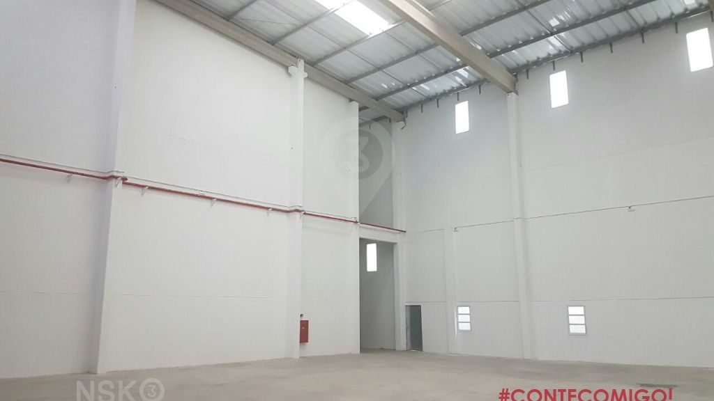 Galpão para locação - Carapicuíba - Com 1.000m² - 2 Docas - Pé direito 13,5 - Piso para 6ton/m2 padrão ANVISA - Nks3 Imóveis - Código 42568