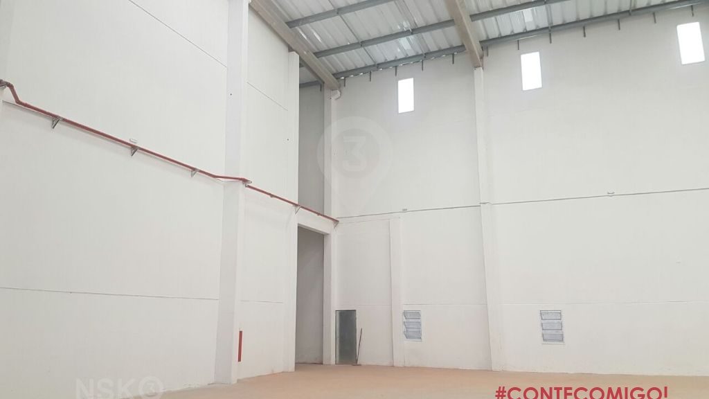 Galpão para locação - Carapicuíba - Com 1.000m² - 2 Docas - Pé direito 13,5 - Piso para 6ton/m2 padrão ANVISA - Nks3 Imóveis - Código 42568