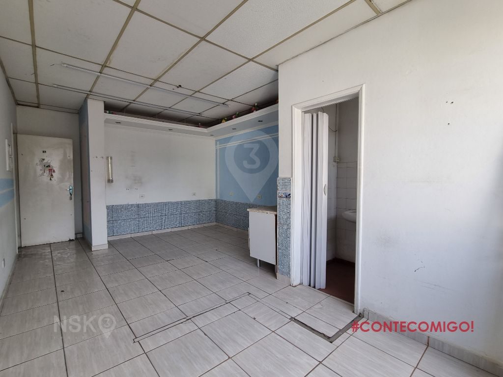 Sala Comercial com 1 Sala para Locação, 33 m² por R$ 650,00
