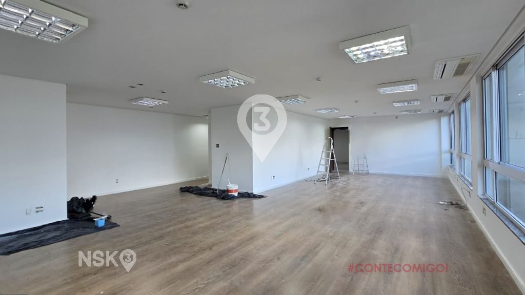 Sala Comercial com 2 Salas e 1 vaga à Venda, 146 m² por R$ 1.800.000,00