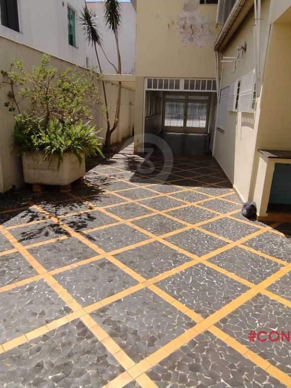 Sobrado Comercial para venda ou locação - Jardim Paulista - 8 salas, 5 banheiros, cozinha e 3 vagas - 268m²  - Nsk3 Imóveis - Código 43347