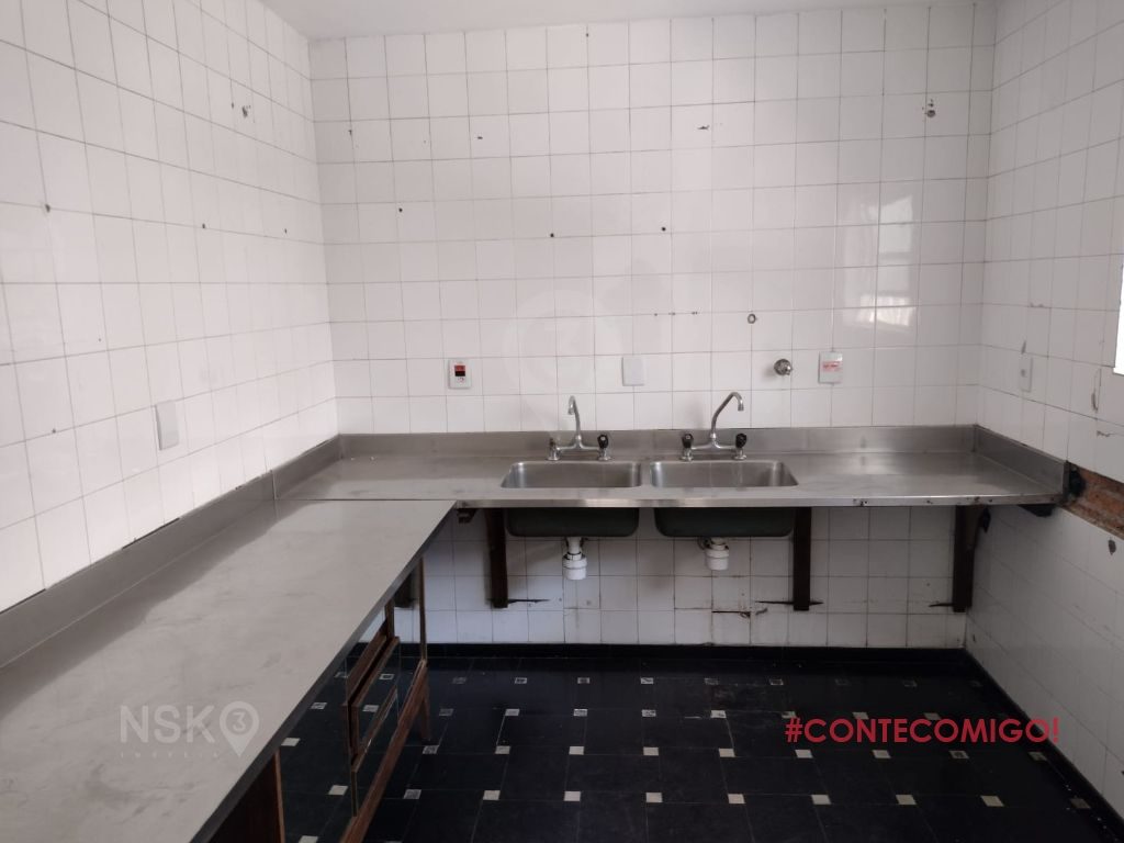 Sobrado Comercial para venda ou locação - Jardim Paulista - 8 salas, 5 banheiros, cozinha e 3 vagas - 268m²  - Nsk3 Imóveis - Código 43347