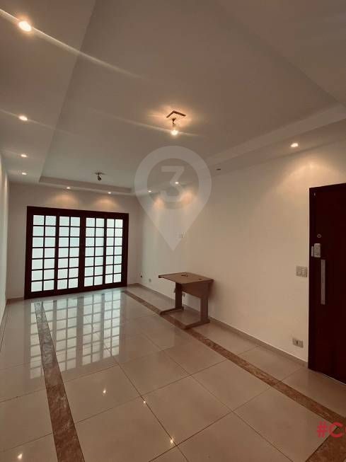 Casa com 3 Quartos e 2 vagas à Venda, 125 m² por R$ 815.000,00