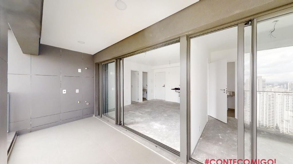 Apartamento com 2 Quartos e 1 vaga à Venda, 70 m² por R$ 1.290.000,00