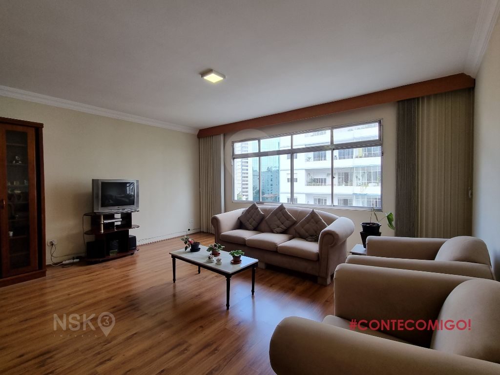 Apartamento com 3 Quartos e 1 vaga à Venda, 150 m² por R$ 990.000,00