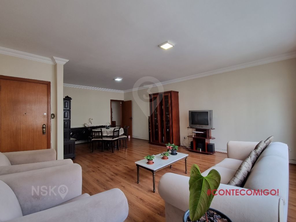 Apartamento com 3 Quartos e 1 vaga à Venda, 150 m² por R$ 990.000,00