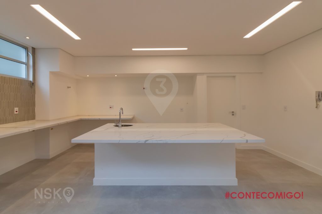 Apartamento com 3 Quartos e 2 vagas à Venda, 270 m² por R$ 3.507.000,00