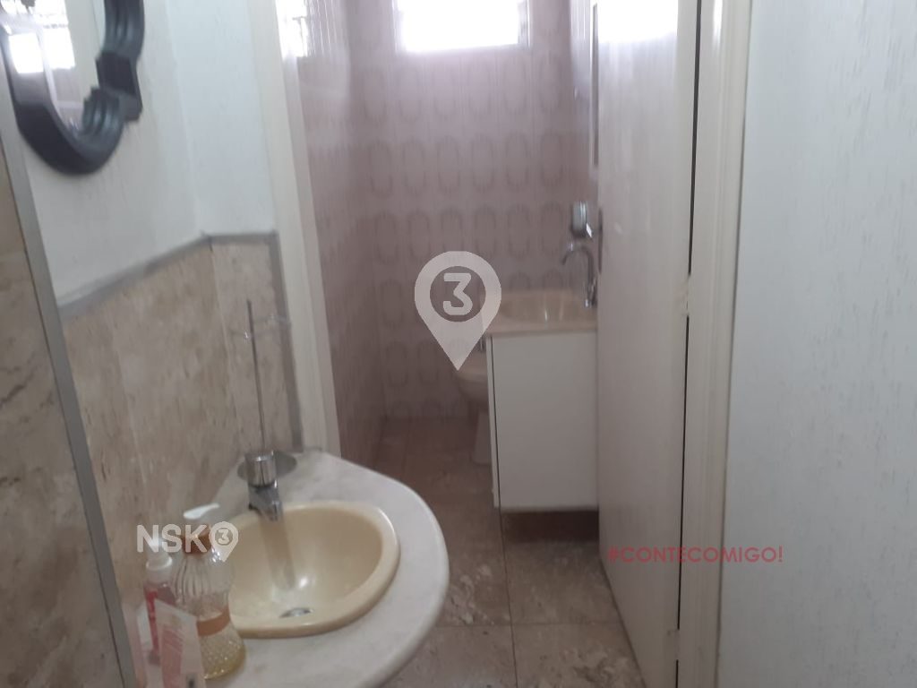 Casa à Venda e para Aluguel na Vila Carrão - 250m² - 4 dorms - 2 suites - código 44573