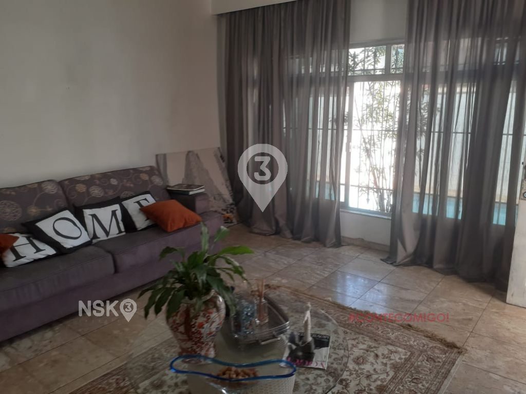 Casa à Venda e para Aluguel na Vila Carrão - 250m² - 4 dorms - 2 suites - código 44573