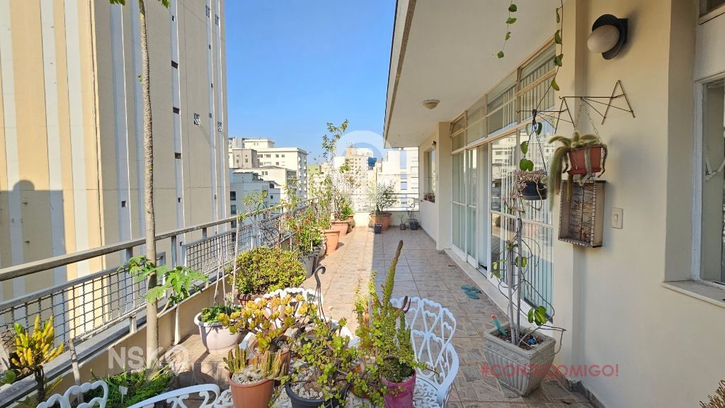 Imóvel com 3 Quartos e 1 vaga à Venda, 190 m² por R$ 1.900.000,00