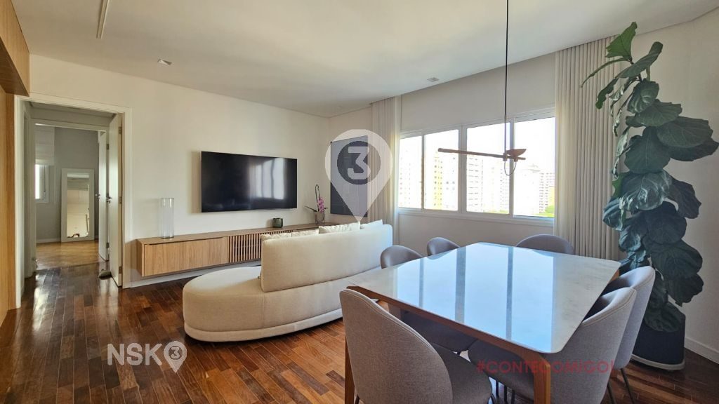 Apartamento com 2 Quartos e 1 vaga à Venda, 80 m² por R$ 2.100.000,00