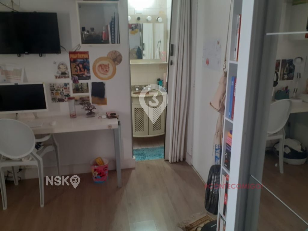 Casa à Venda e para Aluguel na Vila Carrão - 250m² - 4 dorms - 2 suites - código 44573