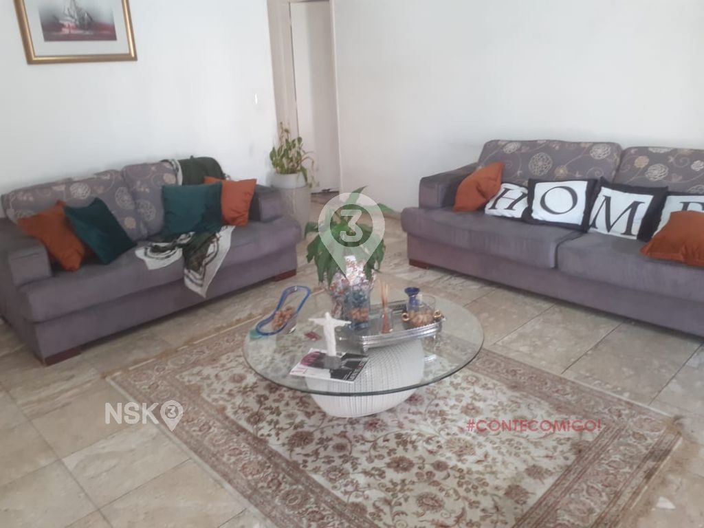 Casa à Venda e para Aluguel na Vila Carrão - 250m² - 4 dorms - 2 suites - código 44573