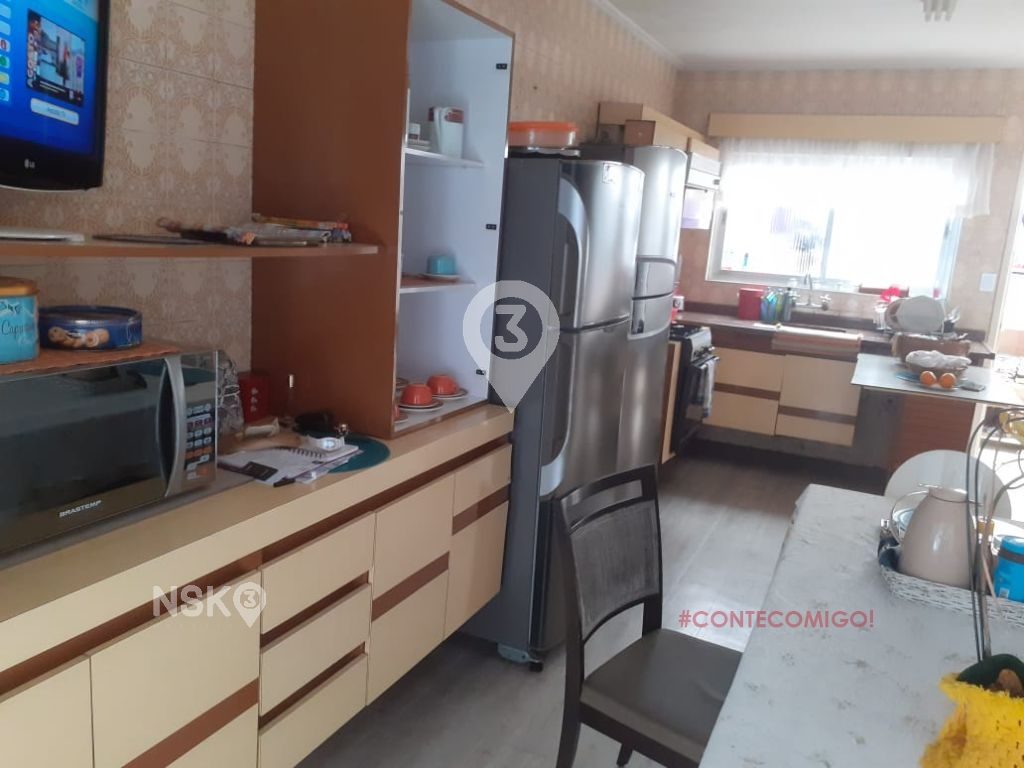 Casa à Venda e para Aluguel na Vila Carrão - 250m² - 4 dorms - 2 suites - código 44573
