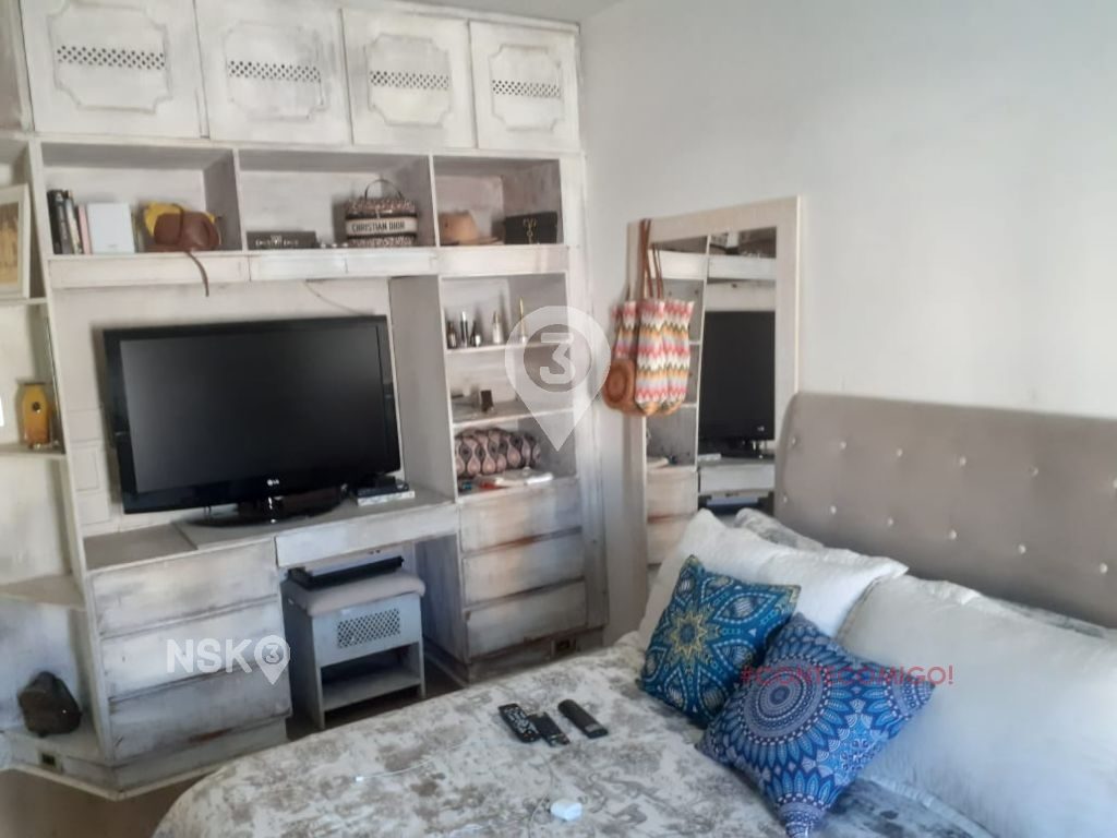 Casa à Venda e para Aluguel na Vila Carrão - 250m² - 4 dorms - 2 suites - código 44573