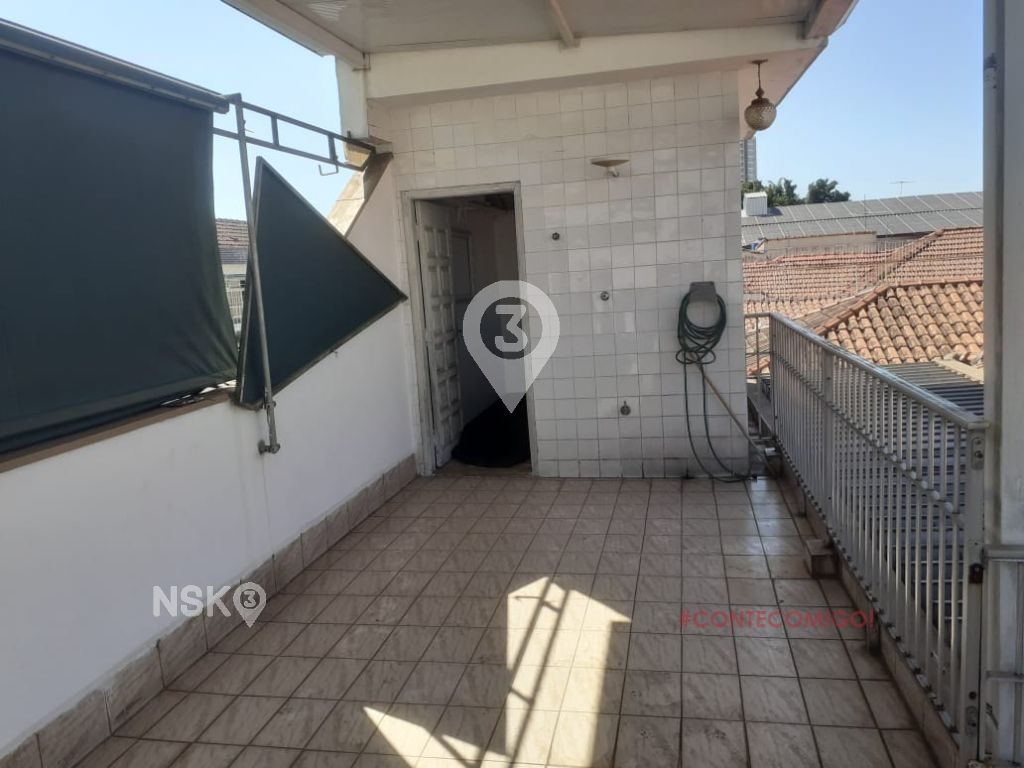 Casa à Venda e para Aluguel na Vila Carrão - 250m² - 4 dorms - 2 suites - código 44573