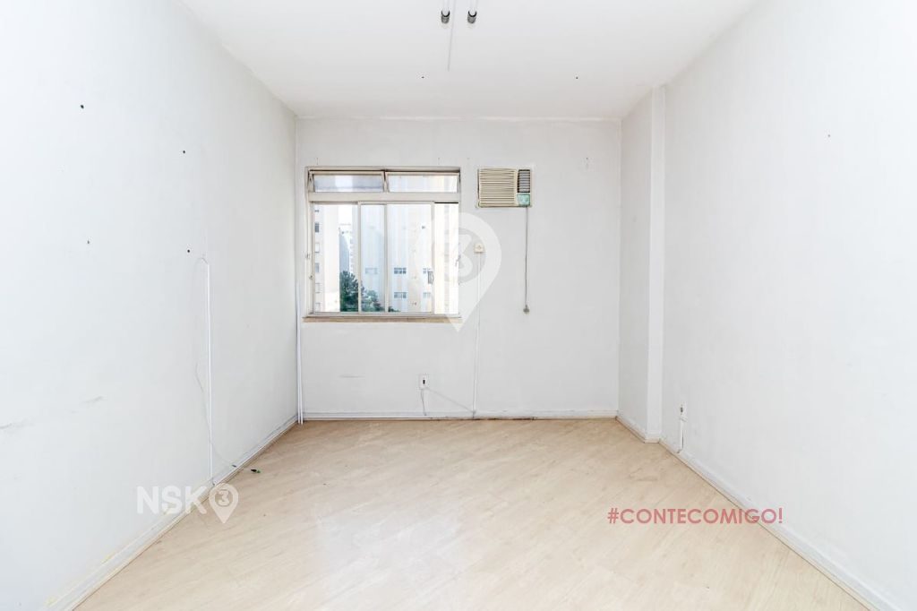 Sala Comercial com 1 Sala à Venda, 41 m² por R$ 245.000,00