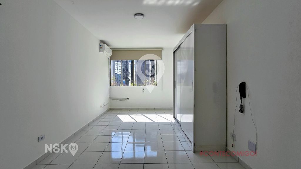 Imóvel com 1 Quarto e 1 vaga à Venda, 25 m² por R$ 325.000,00
