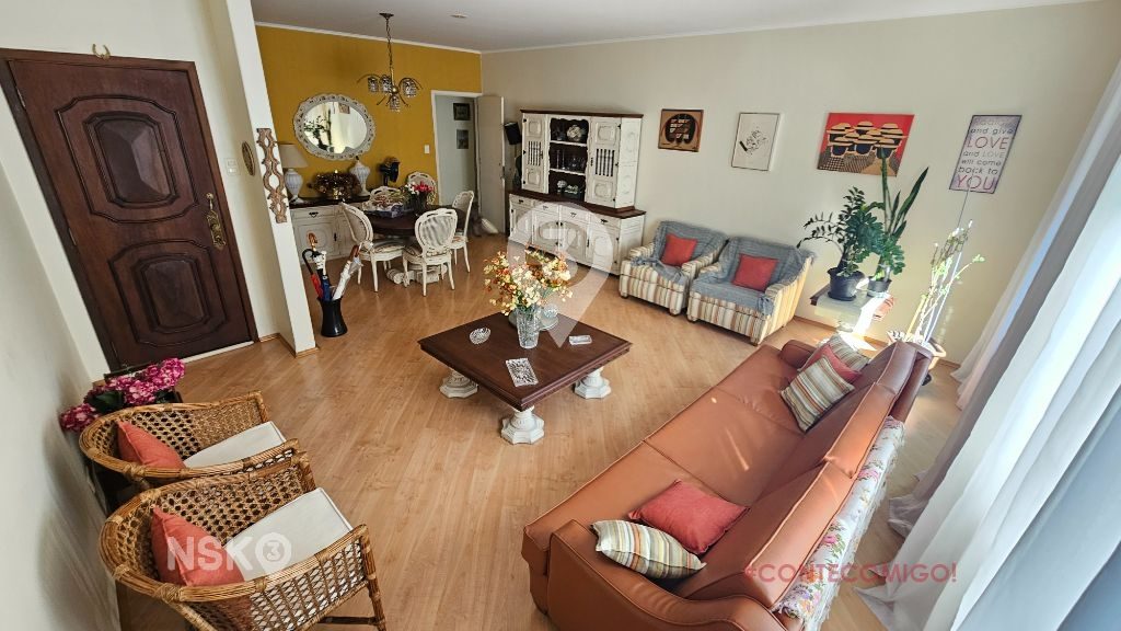 Apartamento com 3 Quartos e 1 vaga à Venda, 163 m² por R$ 949.000,00