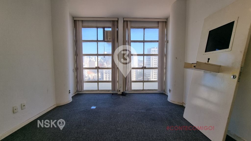 Sala Comercial para Locação, 26 m² por R$ 910,00