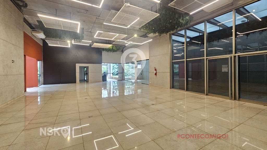 Imóvel com 16 Salas e 55 vagas para Locação, 4.200 m² por R$ 241.000,00