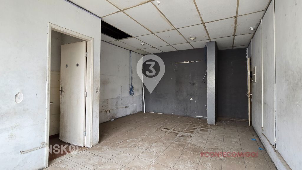 Sala Comercial com 1 Sala para Locação, 33 m² por R$ 660,00