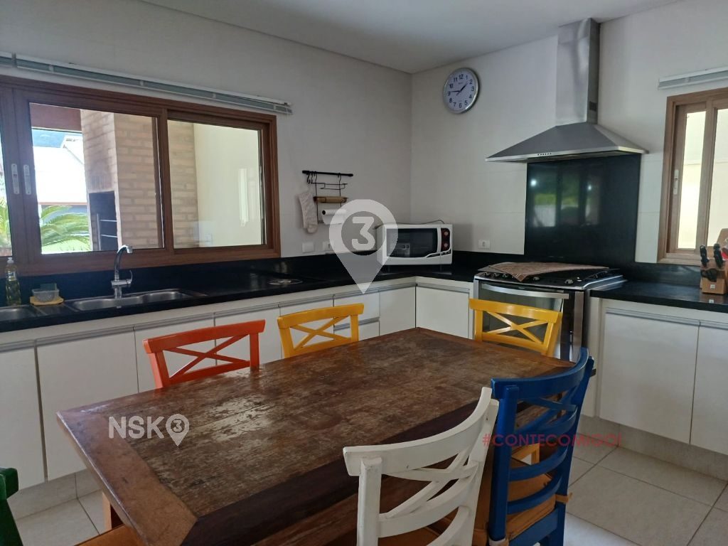 Casa de Alto Padrão à Venda na Praia de São Sebastião – Litoral Norte SP