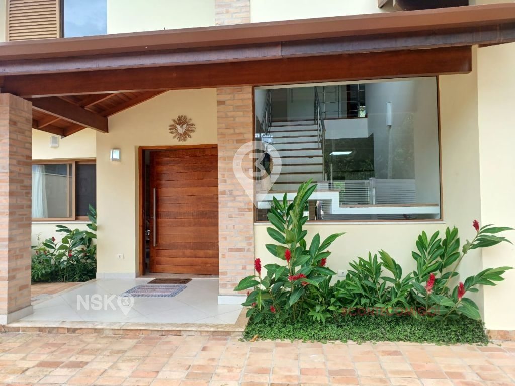 Casa de Alto Padrão à Venda na Praia de São Sebastião – Litoral Norte SP