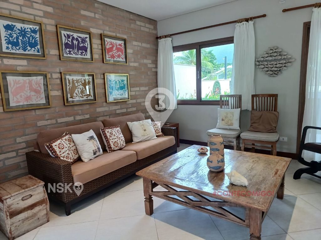 Casa de Alto Padrão à Venda na Praia de São Sebastião – Litoral Norte SP