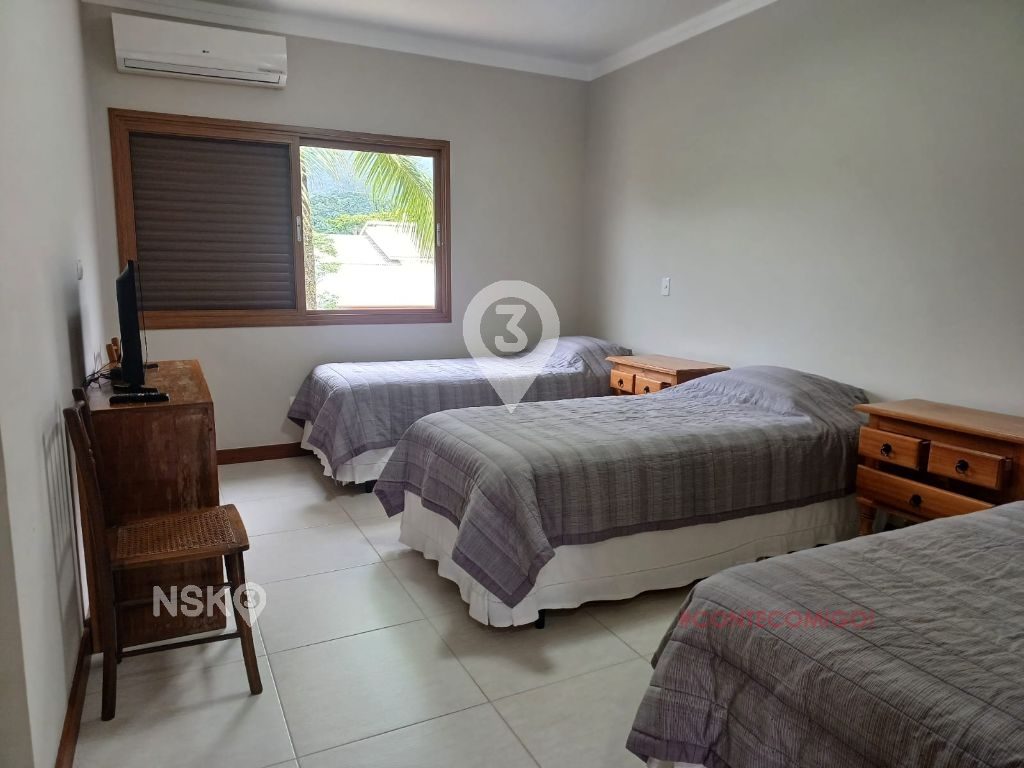 Casa de Alto Padrão à Venda na Praia de São Sebastião – Litoral Norte SP