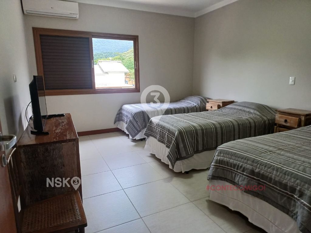 Casa de Alto Padrão à Venda na Praia de São Sebastião – Litoral Norte SP