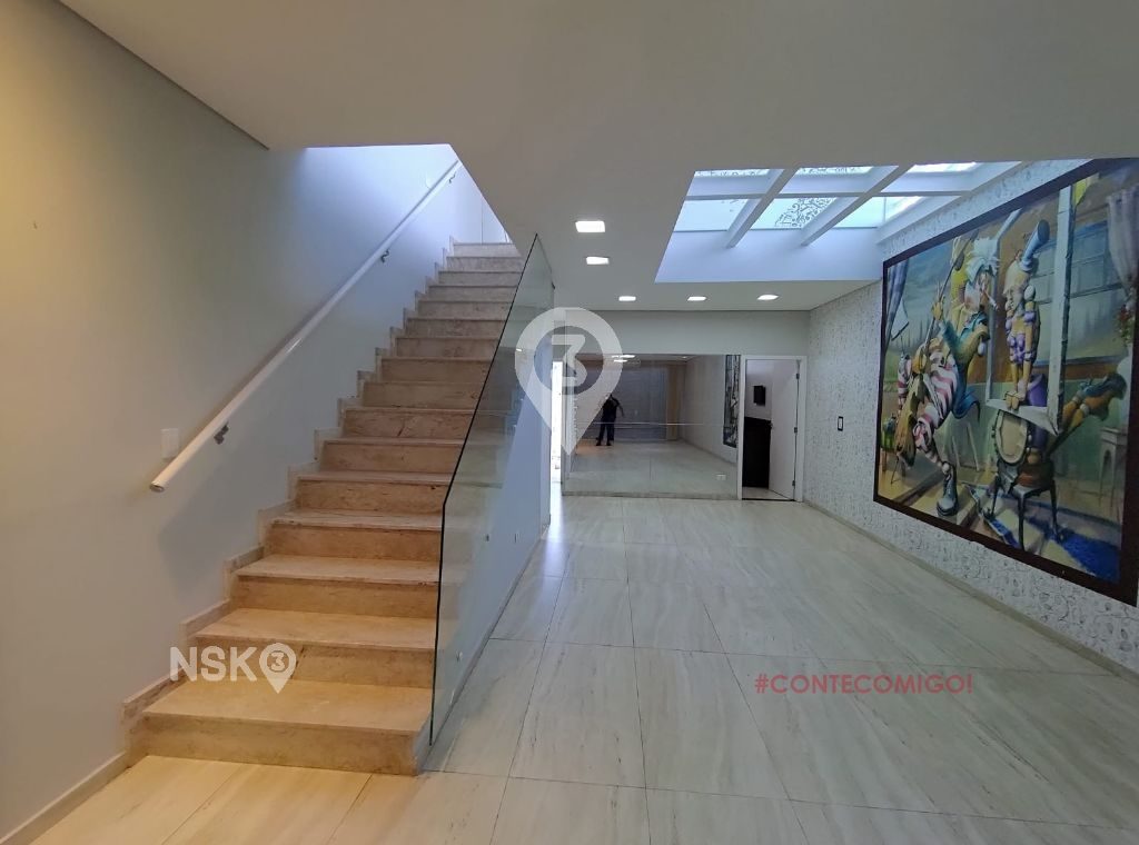 Imóvel com 3 Quartos e 2 vagas à Venda, 210 m² por R$ 9.100,00