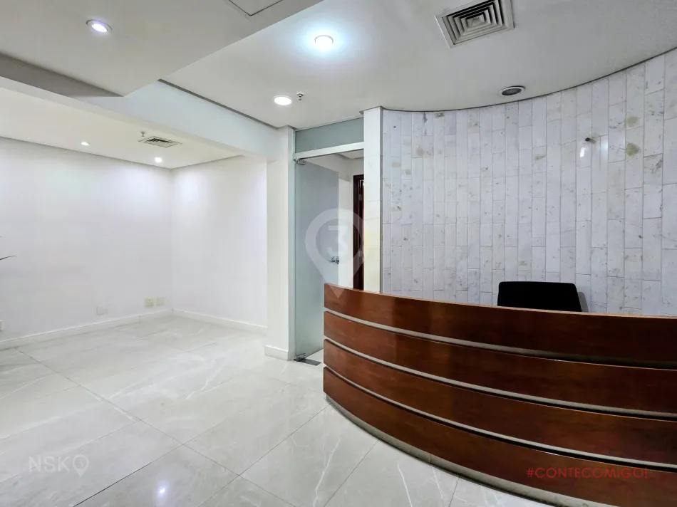 Sala Comercial com 4 Salas e 6 vagas à Venda, 235 m² por R$ 1.950.000,00