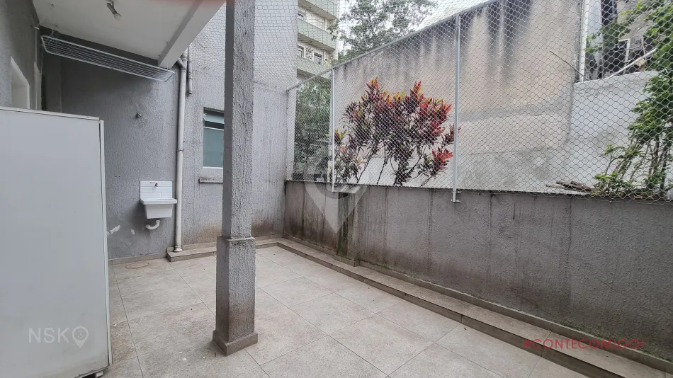 Apartamento com 2 Quartos para Locação, 80 m² por R$ 2.800,00